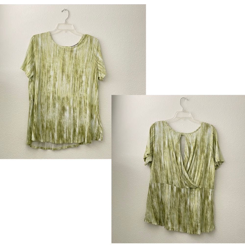 089. Lisa Rinna Collection Green Open Back Top